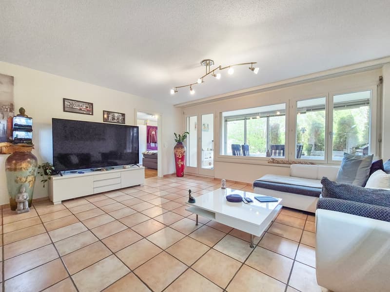 Spacious living surrounded by green spaces (8)