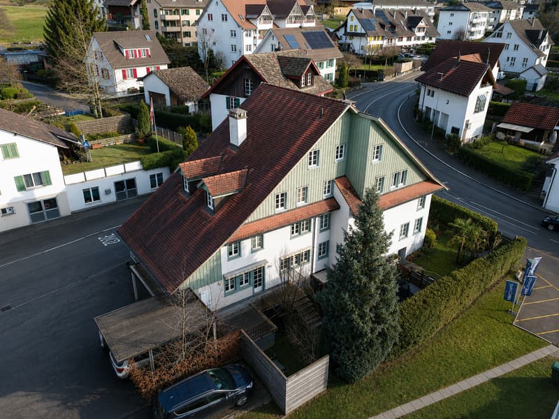 Unique 6½-room corner house in Affoltern a. A. (1)