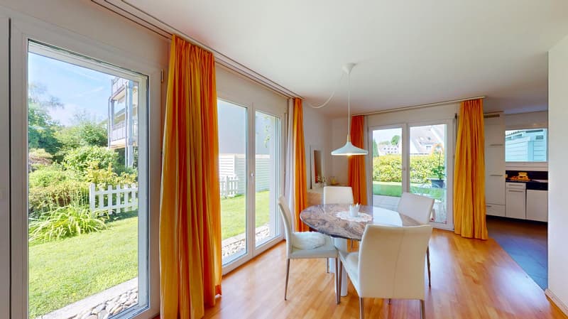 Affascinante appartamento di 3,5 locali con giardino da sogno (5)