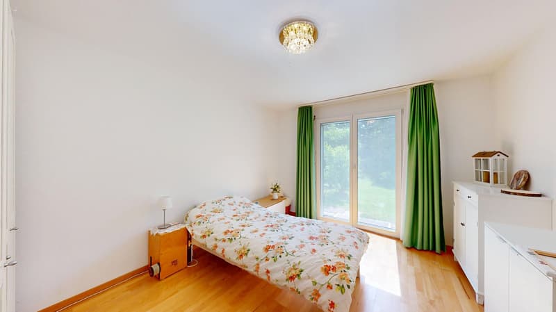 Affascinante appartamento di 3,5 locali con giardino da sogno (7)