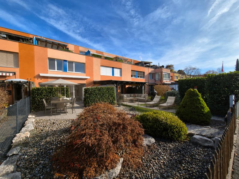 Una casa indipendente con charme in una posizione soleggiata e tranquilla a Obfelden (9)