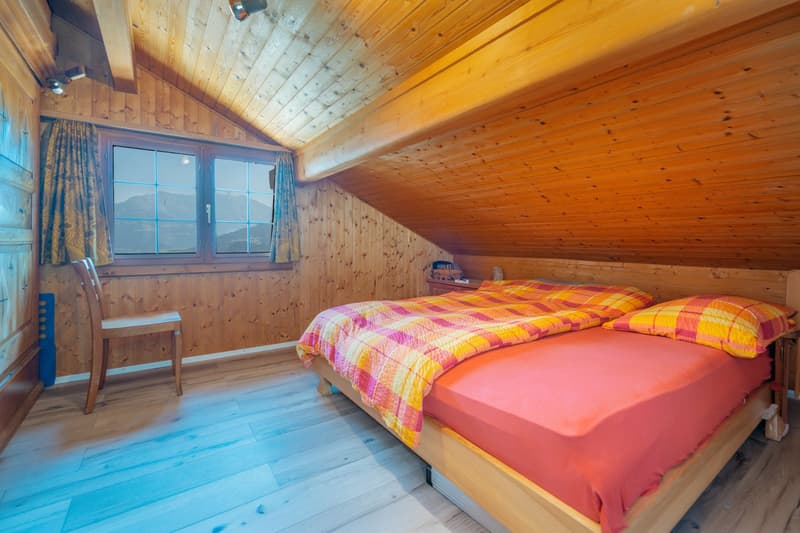 Ferienhaus mit Logenplatz in den Bündner Bergen (12)