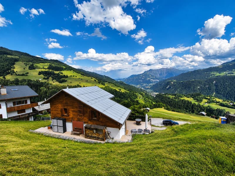 Ferienhaus mit Logenplatz in den Bündner Bergen (3)