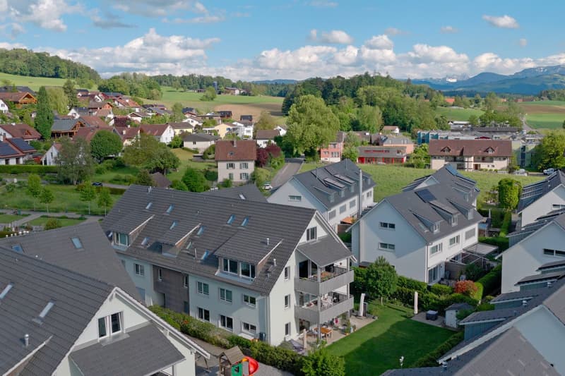 Familienfreundliche 5½-Zimmer Dachmaisonette Wohnung an bester Lage (2)