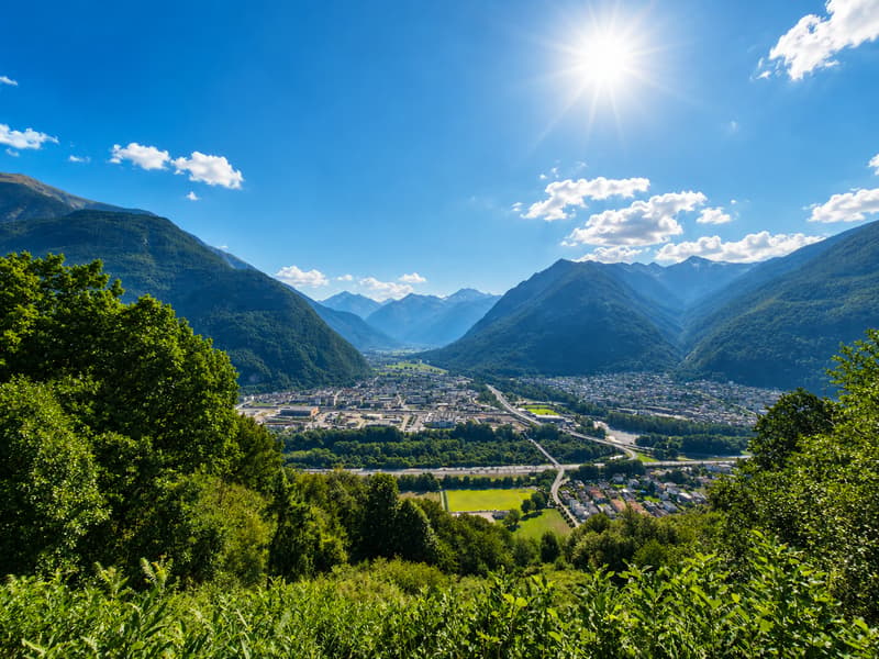 Charmantes Rustico im idyllischen Dorf Gorduno (15)
