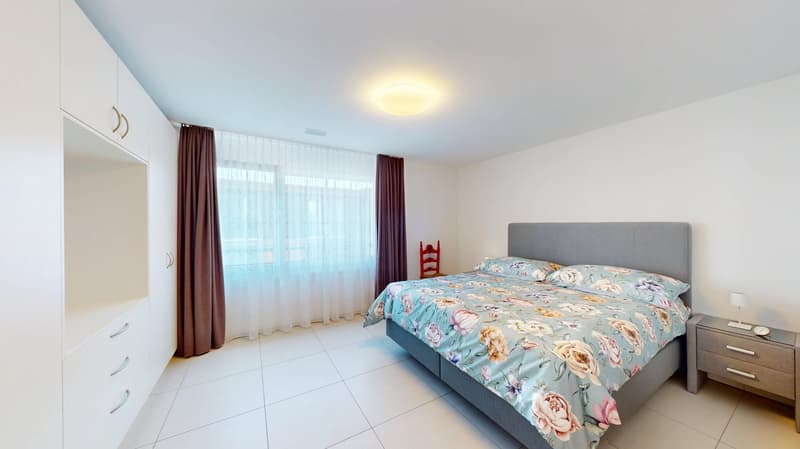 Sehr zentrale und neuwertige 4.5-Zimmer-Wohnung mit Eigentumsstandart (7)