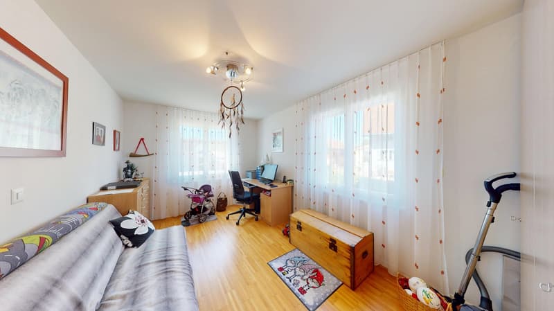 Wohnen im Grünen: Charmante 3½-Zimmer-Wohnung mit grossem Garten (7)