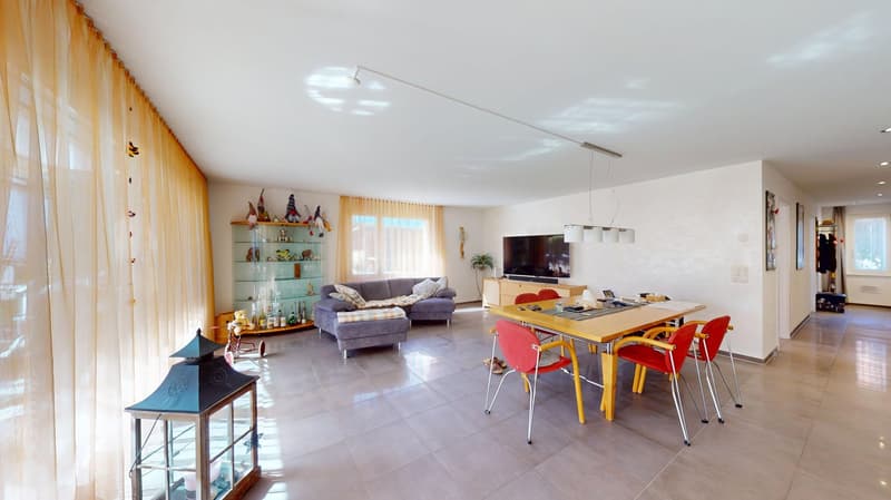 Wohnen im Grünen: Charmante 3½-Zimmer-Wohnung mit grossem Garten (4)