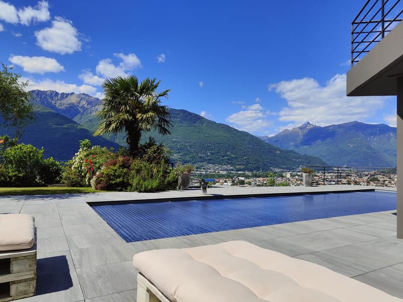 Camorino – Semi-detached house consisting of two independent apartments with stunning panoramic views and swimming pool (11)