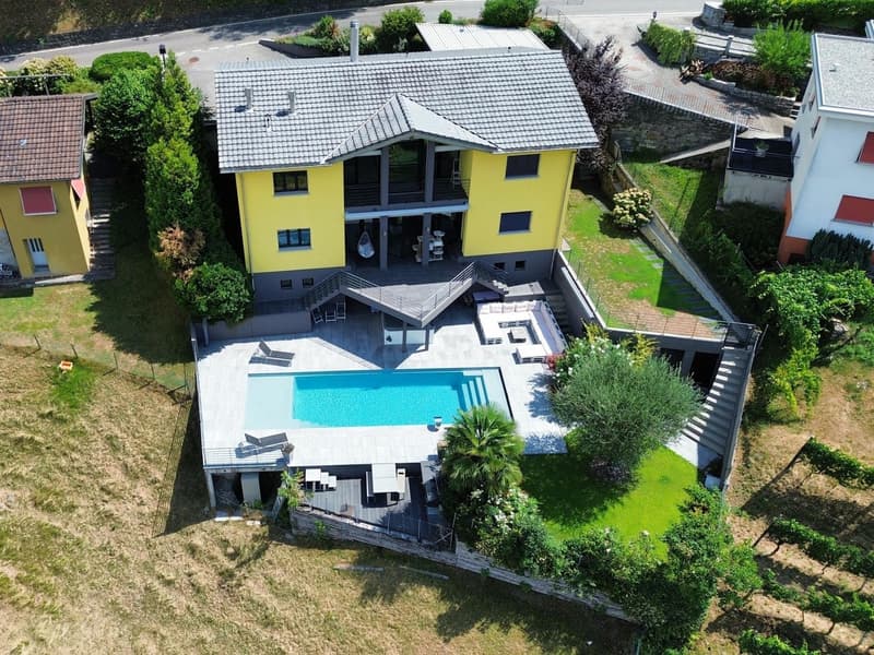 Bellinzona - Camorino - Semi-detached house with two independent apartments and stunning panoramic view and swimming pool (1)