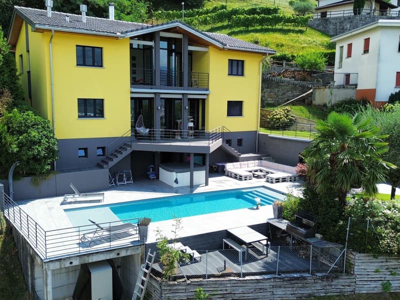 Bellinzona - Camorino - Semi-detached house with two independent apartments and stunning panoramic view and swimming pool (2)