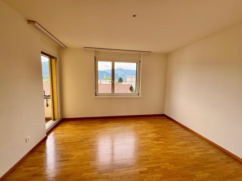 Caslano – Großes Büro/Studio von 130 m² – Keine Nachzahlung von Spesen zum Jahresende (1)