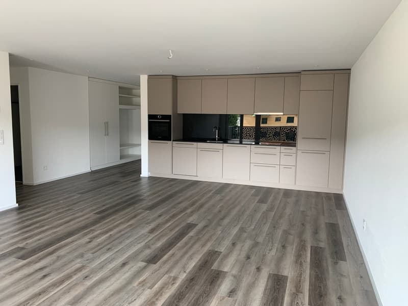 Helle 3.5-Zimmer-Wohnung mit Balkon in Pieterlen (2)