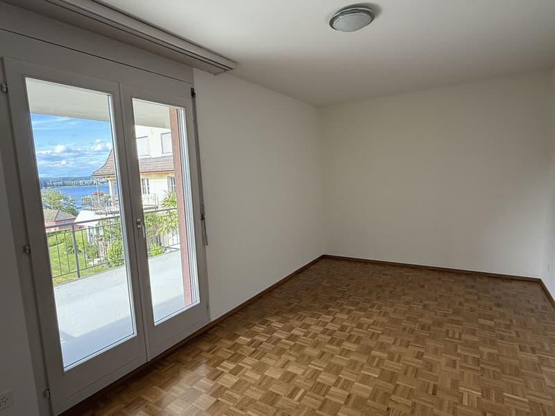 2.5-Zimmer-Eigentumswohnung mit Aussicht auf den See und die Reichenau (7)