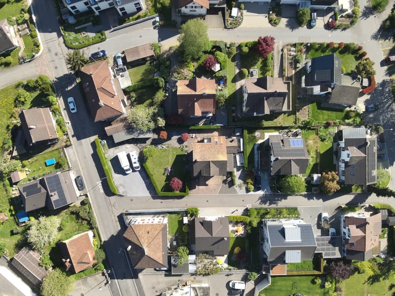 Attractive building land with development potential & project study – central location in Rüti ZH (2)