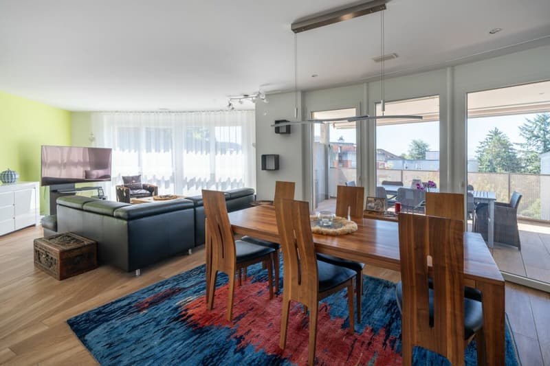 Stilvolles Wohnen mit Weitsicht - Exklusive 4.5 Zimmer Eigentumswohnung in Zollikofen (8)