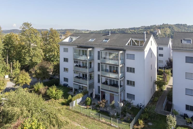 7.5 Zimmer Dach Maisonettewohnung mit 218 m² und Galerie in Bösingen (2)