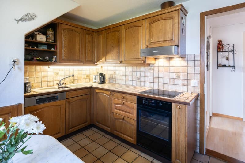 3.5 Zimmer Dachwohnung mit herrlicher Weitsicht über Belp (8)