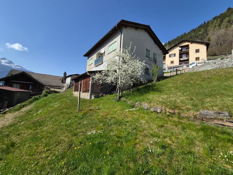 Casa con grande potenziale, anche bifamiliare, con terreno e bella vista (20)