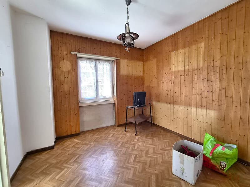 Casa con grande potenziale, anche bifamiliare, con terreno e bella vista (12)