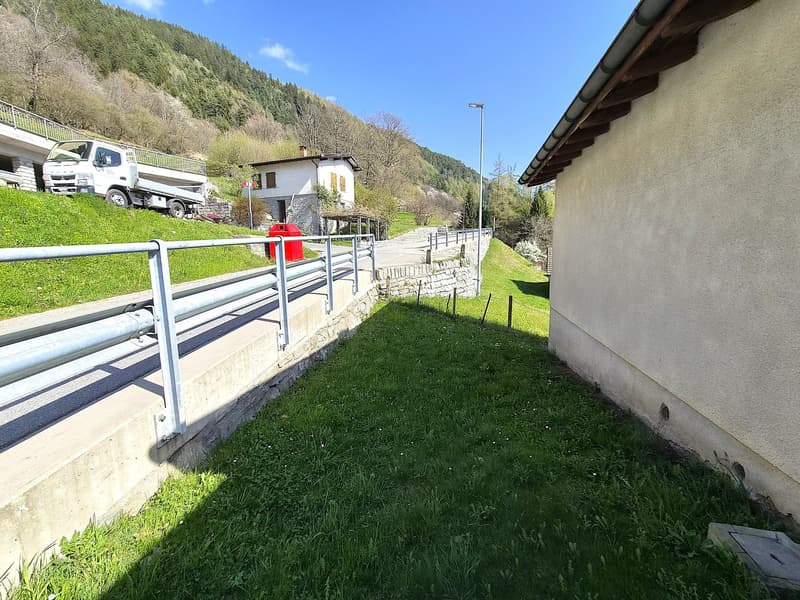 Casa con grande potenziale, anche bifamiliare, con terreno e bella vista (23)
