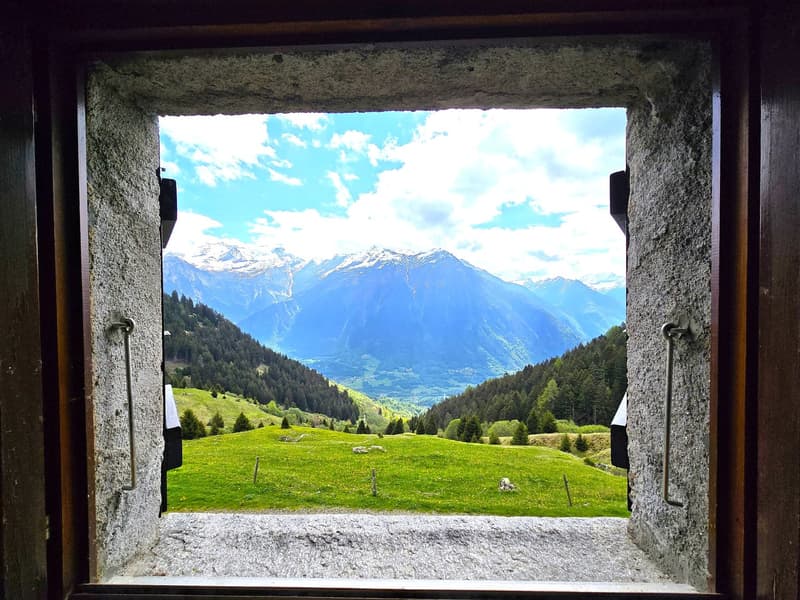 schönes Berghaus inmitten der Natur mit herrlichem Panoramablick (21)