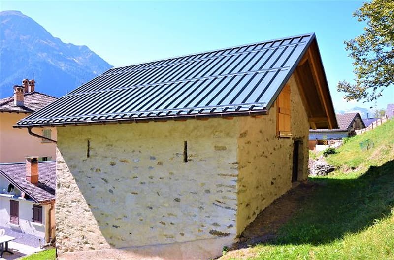 Teilweise renoviertes Rustico mit Baugenehmigung und Grundstück (3)