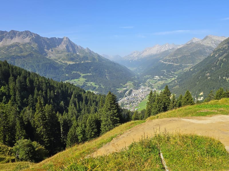schönes Berghaus inmitten der Natur mit Grundstück und herrlicher Aussicht (23)
