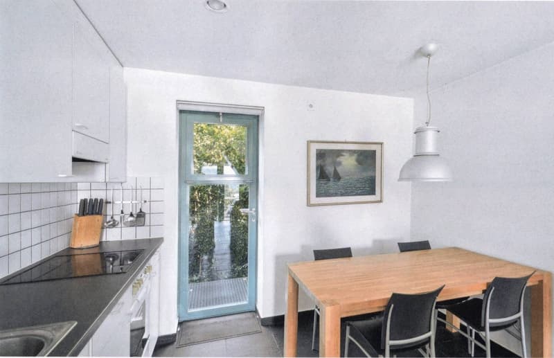 Casa a schiera con terrazza e garage  in un posto tranquillo e soleggiato (10)