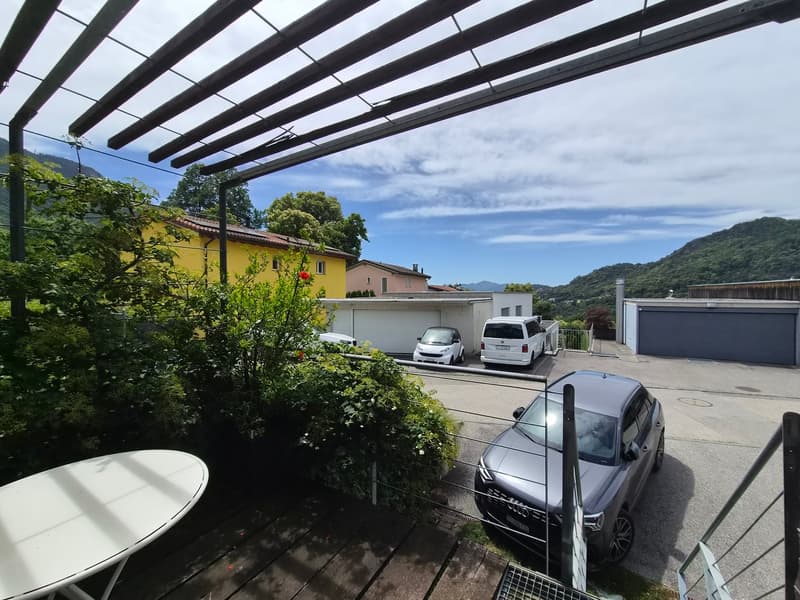 Casa a schiera con terrazza e garage  in un posto tranquillo e soleggiato (22)