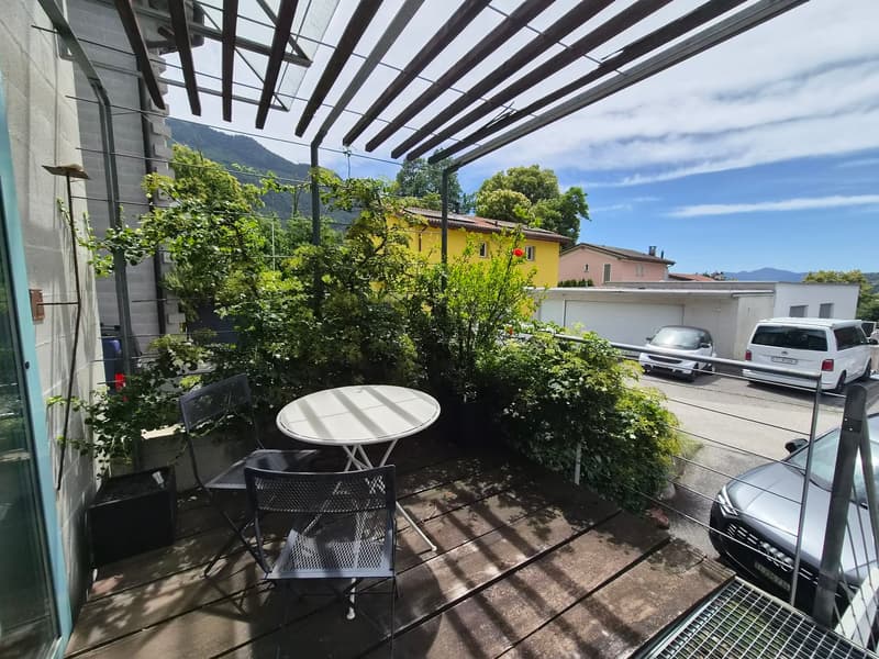 Casa a schiera con terrazza e garage  in un posto tranquillo e soleggiato (5)