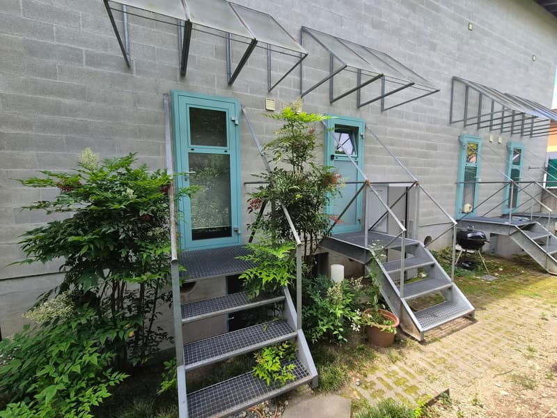 Casa a schiera con terrazza e garage  in un posto tranquillo e soleggiato (4)