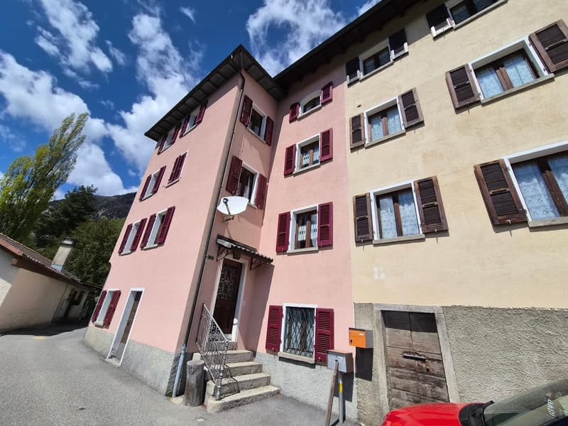 Zweifamilienhaus mit Garten sehr sonnig, mit schöner Panoramablick auch Zweitwohnsitz (2)