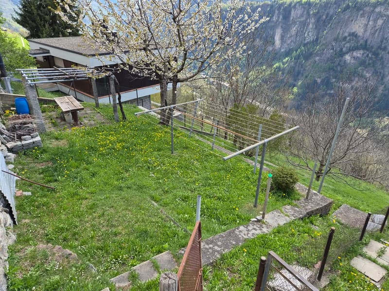 Zweifamilienhaus mit Garten sehr sonnig, mit schöner Panoramablick auch Zweitwohnsitz (24)