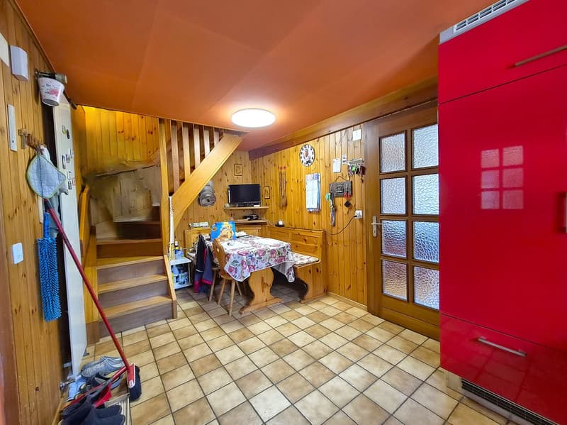 Zweifamilienhaus mit Garten sehr sonnig, mit schöner Panoramablick auch Zweitwohnsitz (7)