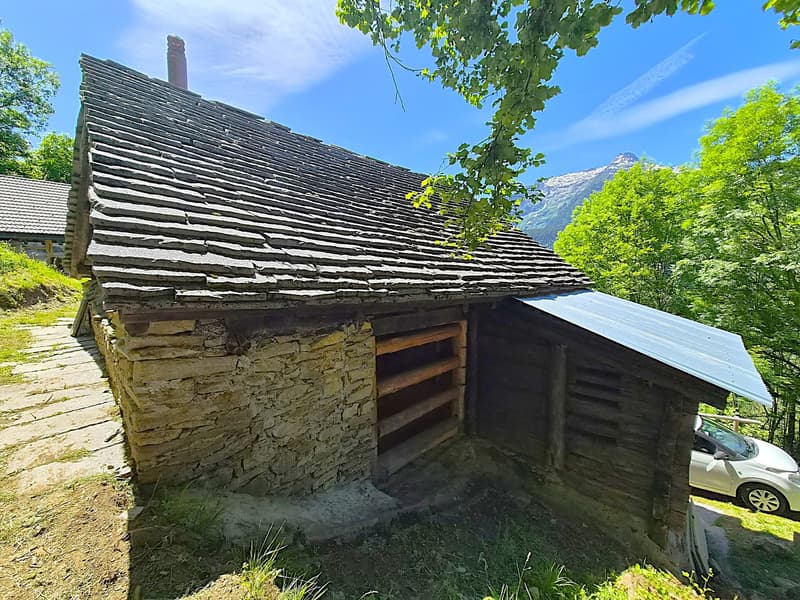 Renoviertes Rustico inmitten der Natur mit Grundstück und schöner Aussicht (5)
