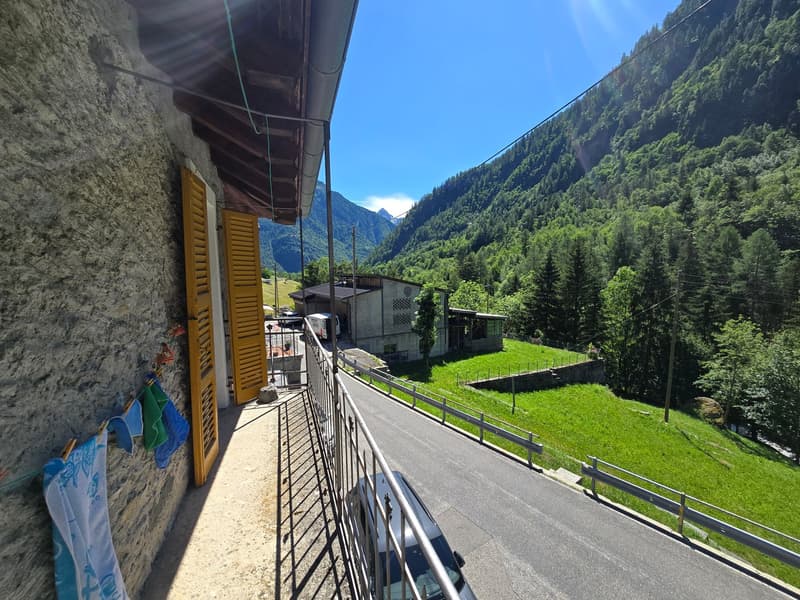 Großes Haus mit Garten, Garage und herrlicher Aussicht (28)