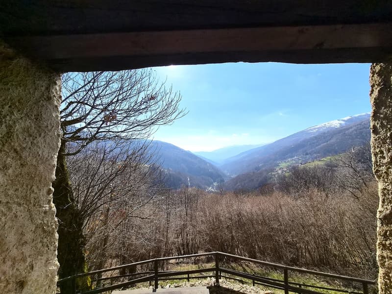 Schönes Bauernhaus inmitten der Natur mit Grundstück (20)