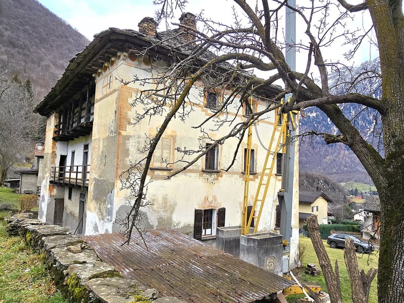 Charmantes historisches Haus mit grossem Grundstück (27)