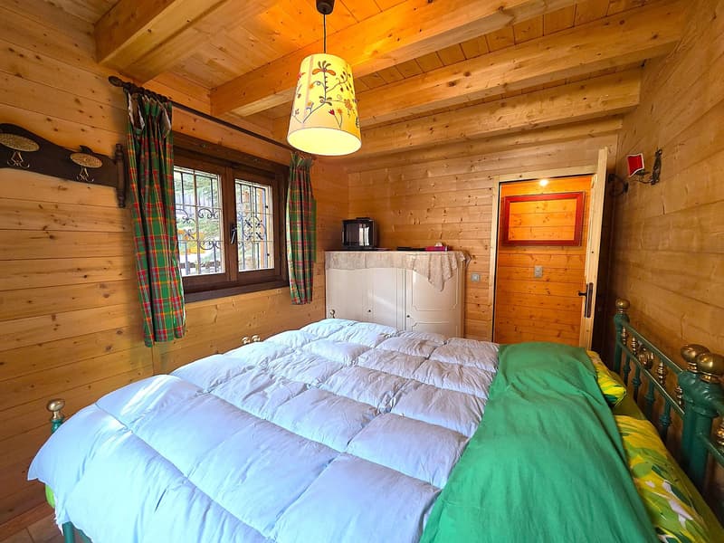 Schönes Doppelchalet mit Grundstück in der Nähe von San Bernardino (18)