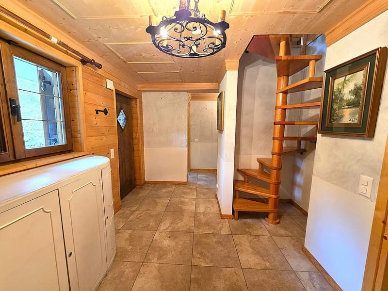 Schönes Doppelchalet mit Grundstück in der Nähe von San Bernardino (26)