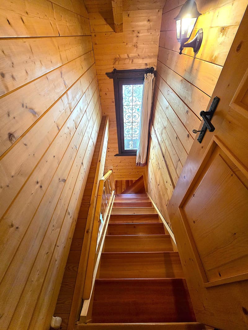 Schönes Doppelchalet mit Grundstück in der Nähe von San Bernardino (36)