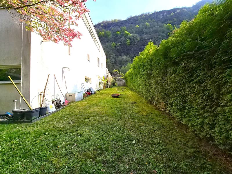Moderna villa bifamiliare con ampio giardino, anche RENT TO BUY (27)