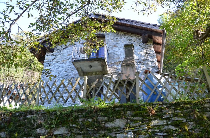 Rustico inmitten der Natur mit Land und schöner Aussicht (2)