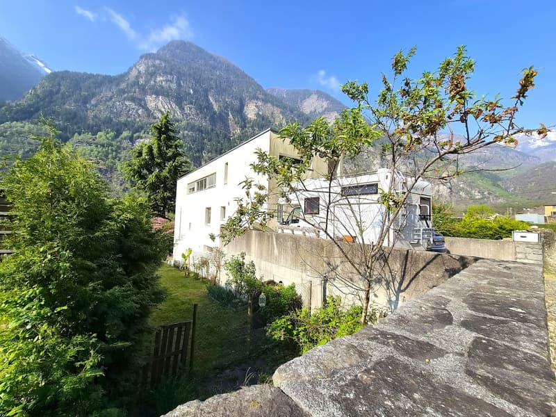 NUOVO PREZZO! anche RENT TO BUY. Moderna villa bifamiliare con ampio giardino, (2)