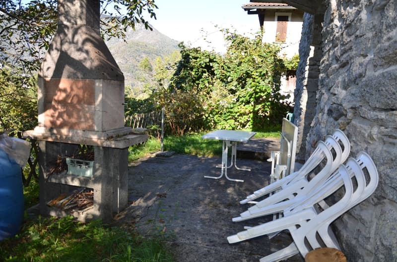 Rustico inmitten der Natur mit Land und schöner Aussicht (14)
