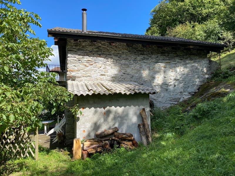 Rustico inmitten der Natur mit Land und schöner Aussicht (3)