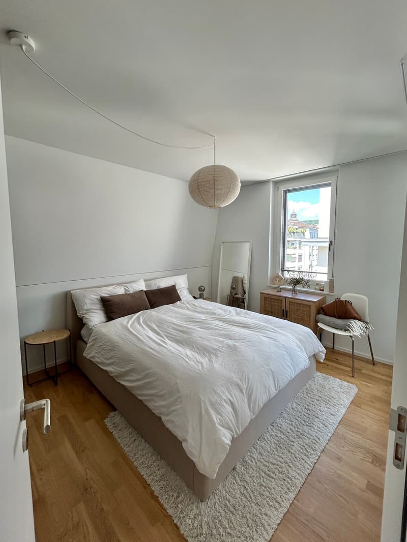 Newly built apartment with high-quality finishes and loggia (4)