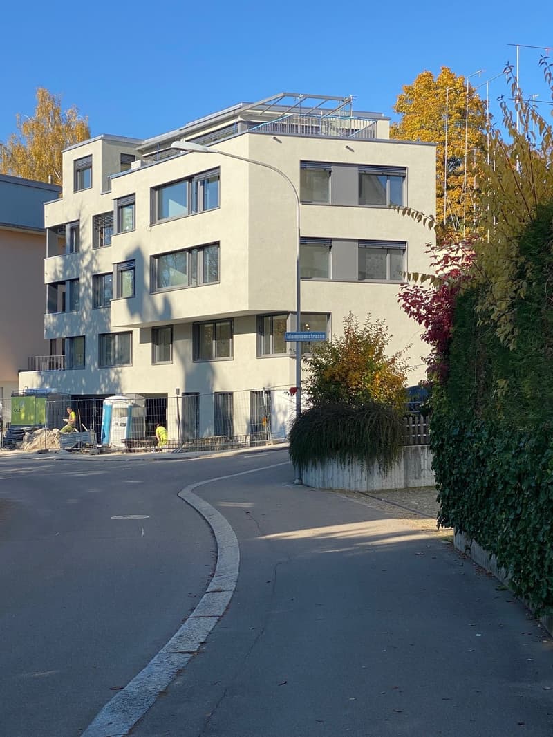 Espace de bureau moderne et de haute qualité au rez-de-chaussée (5)