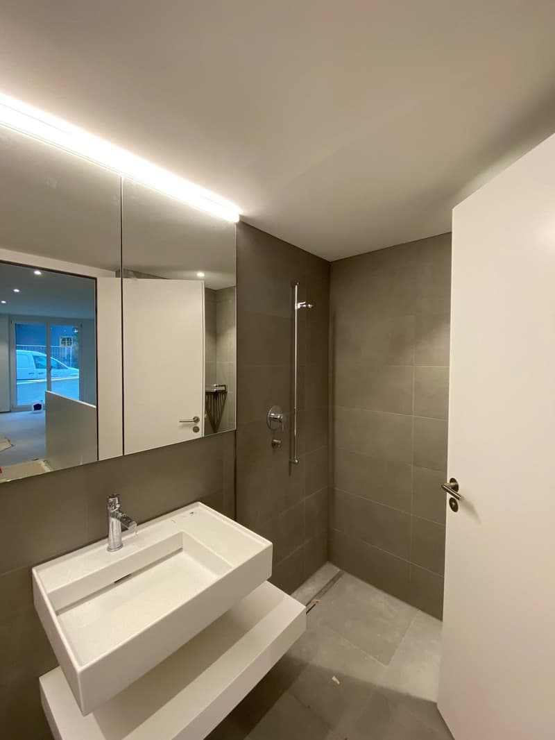 Espace de bureau moderne et de haute qualité au rez-de-chaussée (4)